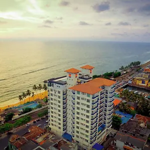 Global Towers & Hotel Colombo